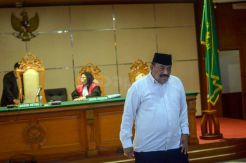 Penyuap Bupati Indramayu Jalani Sidang Dakwaan