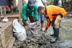 Presiden PKS Kunjungi Lokasi Terdampak Banjir
