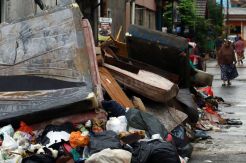 Banjir Sisakan Sampah di Komplek Ciledug Indah 2 Tangerang
