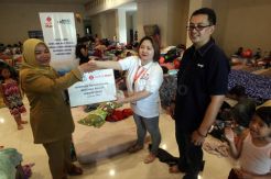 MNC Peduli dan Lottemart Salurkan Bantuan Korban Banjir