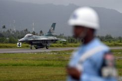 Pesawat Tempur F16 Tiba di Natuna
