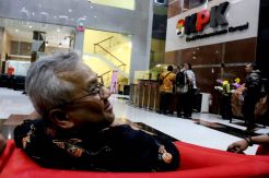 Konfirmasi Penangkapan WS, Ketua KPU Datangi KPK