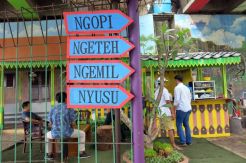 Taman Betawi Kolong Tol Joglo Yang Instagramable