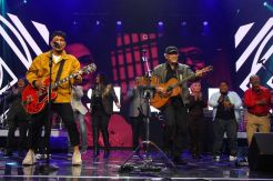 Iwan Fals dan Slank Meriahkan Mega Konser Akhir Kisah Cinta Si Doel