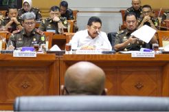 Komisi III Raker dengan Jaksa Agung Bahas Penanganan Kasus Jiwasraya