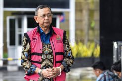 Mantan Dirut Asuransi Jiwasraya Hendrisman Rahim Diperiksa KPK