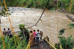 Jembatan Putus di Bengkulu, 10 Orang Tewas