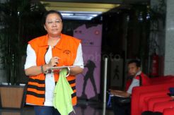 KPK Periksa Agustiani Tio Fridelia dalam Kasus Suap Wahyu Setiawan