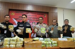 Bareskrim Polri Ungkap Penyelundupan Sabu Dalam Ikan Asin