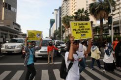 Aktivis Peringati Hari Pejalan Kaki Nasional