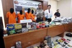 Polisi Ungkap Penjualan Ganja Secara Online