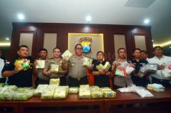 Polda Jatim Gagalkan Penyelundupan Sabu Asal Malaysia