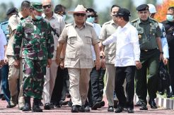 Menhan Kunjungi WNI yang Sedang Jalani Observasi di Natuna