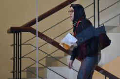 KPK Periksa Anggota DPR Riezky Aprilia Terkait Kasus Harun Masiku