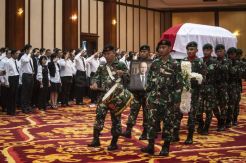 Jenazah Eks Menkeu JB Sumarlin Diserahkan Kepada Pemerintah