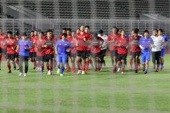 Shin Tae-Yong Pimpin Latihan Perdana Timnas
