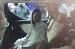 Air Mata BCL Iringi Keberangkatan Jenazah Ashraf Sinclair