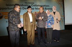 Sinergi Industri Keuangan dan Ekonomi Syariah