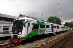 Kereta Kesehatan Inspeksi Virus Corona di Stasiun Gubeng Surabaya
