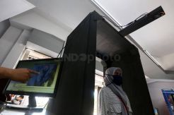 Undika Ciptakan Alat Deteksi Suhu Otomatis