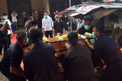 Jenazah Bob Hasan Tiba di Rumah Duka