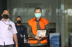 Eks Dirkeu Angkasa Pura II Andra Agussalam Divonis 2,5 Tahun Penjara