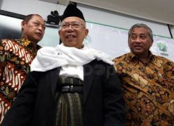 Ma?ruf Amin Berangkat ke Tanah Suci