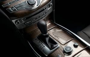 Infiniti Q70L Infiniti Q70L