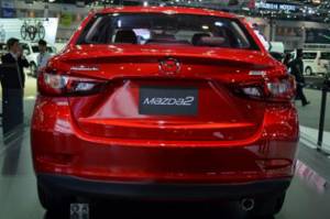 Mazda2 Sedan Resmi Buka Tudung di Thailand Motor Expo