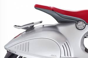 Vespa 946