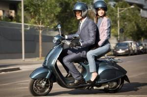 Vespa 946