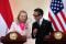 Hillary Bertemu Marty