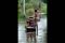 Banjir Rob Warga Gunakan...