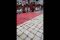Bendera raksasa terbuat...