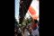 Warga berebut angpao...