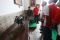 Pagyuban mobil merah...