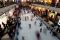 Bermain Ice Skating...