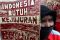 Ribuan buruh di Surabaya...
