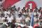 Prabowo Disambut Ribuan...