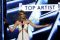 Taylor Swift Raih 8...