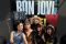 Penggemar Bon Jovi Mulai...