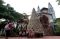 Pohon Natal dari 10.000...