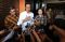 Presiden Jokowi Kutuk...