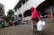 Warga Cipinang Melayu...