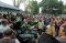Pengemudi Taksi Online...