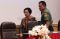 Megawati Berikan Pembekalan...