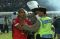 Polisi Bentuk Payung...
