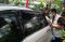 KPK Geledah Mobil Pribadi...