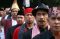 Kenakan Baju Adat, Pegawai...