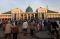 Ribuan Umat Muslim Salat...